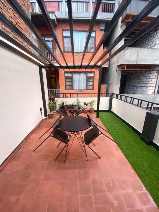 Nexus Inn- The Aparthotel Kathmandu Exteriör bild