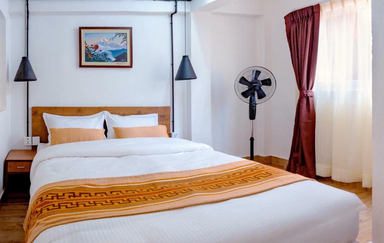 Nexus Inn- The Aparthotel Kathmandu Exteriör bild