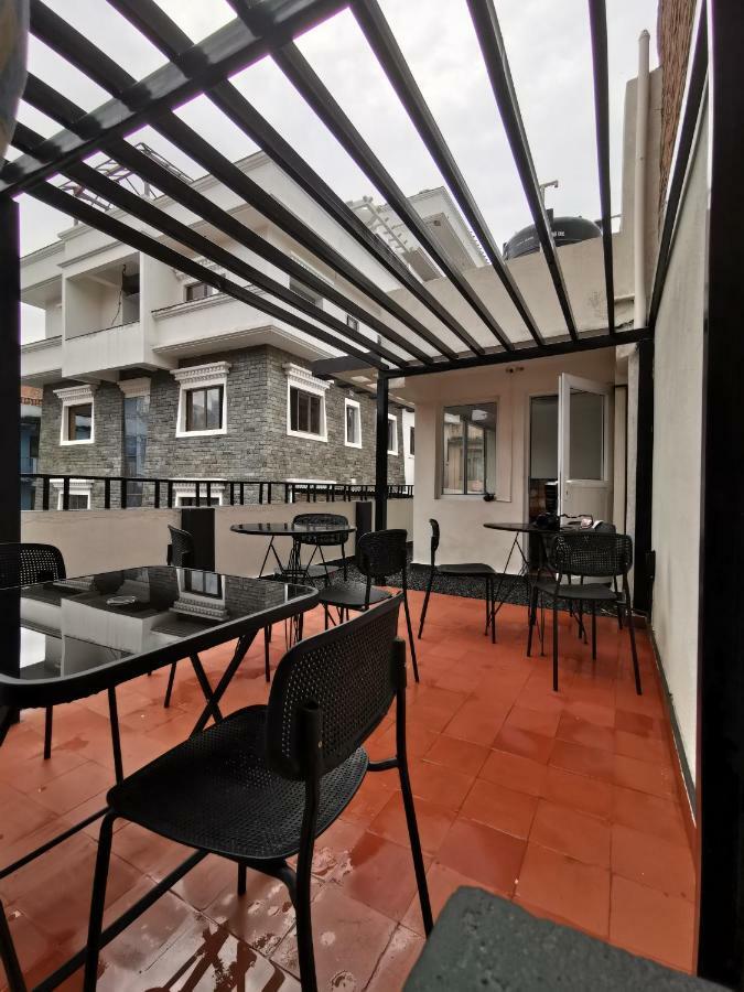 Nexus Inn- The Aparthotel Kathmandu Exteriör bild